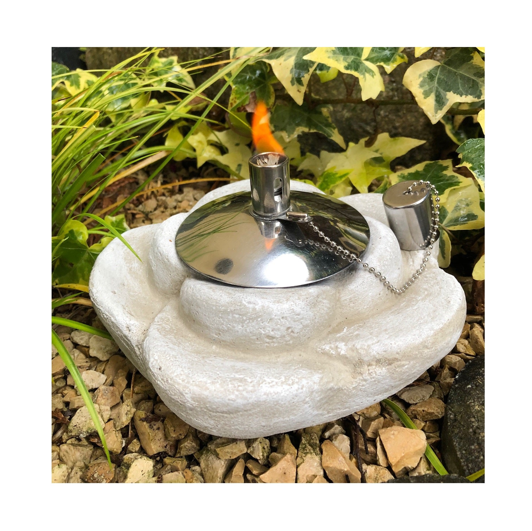 Gartenfackel Blume Ölfackel Öllampe Garten Fackel Tischlampe Steinguss mit Edelstahl Ölbehälter 85ml