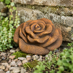 Rosenblüte aus Stein – Steinrose Blüte aus Steinguss, frostfeste Gartendeko Rost-Optik 12 cm