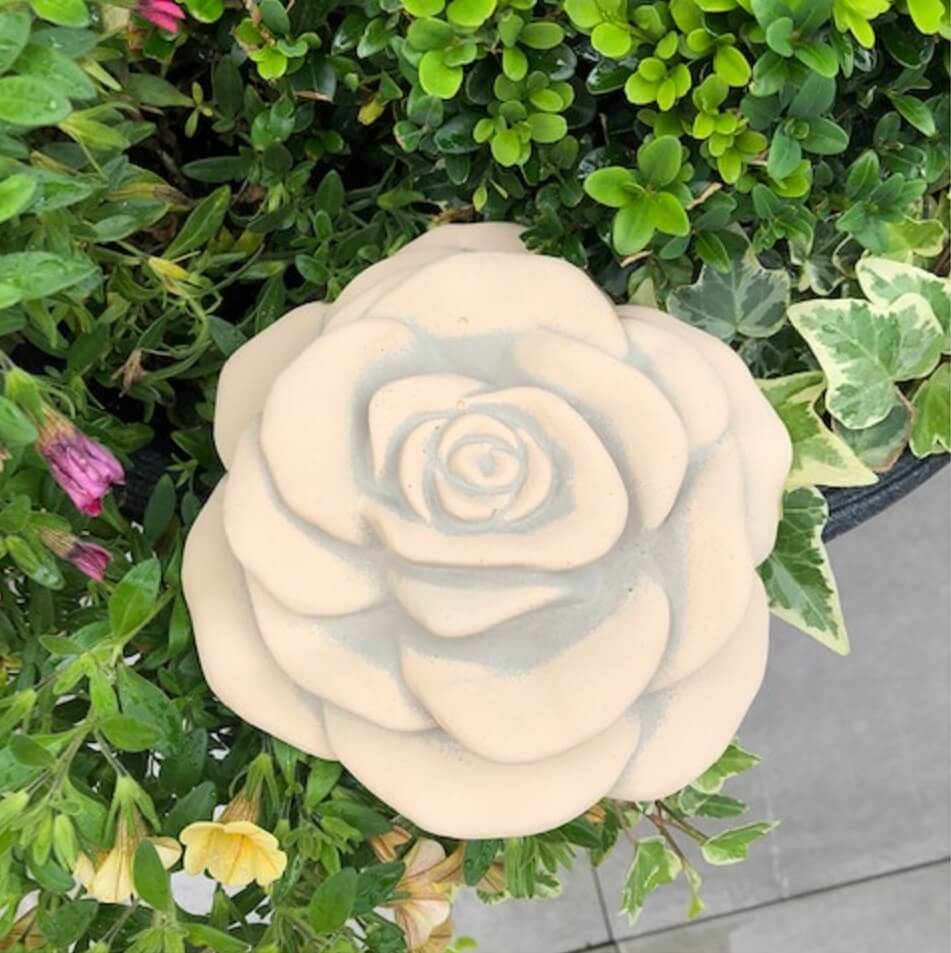 XXL Stein Rose Rosenblüte Blüte Blumen Steinguss frostfest wetterfest Garten Deko sand 15cm 1kg